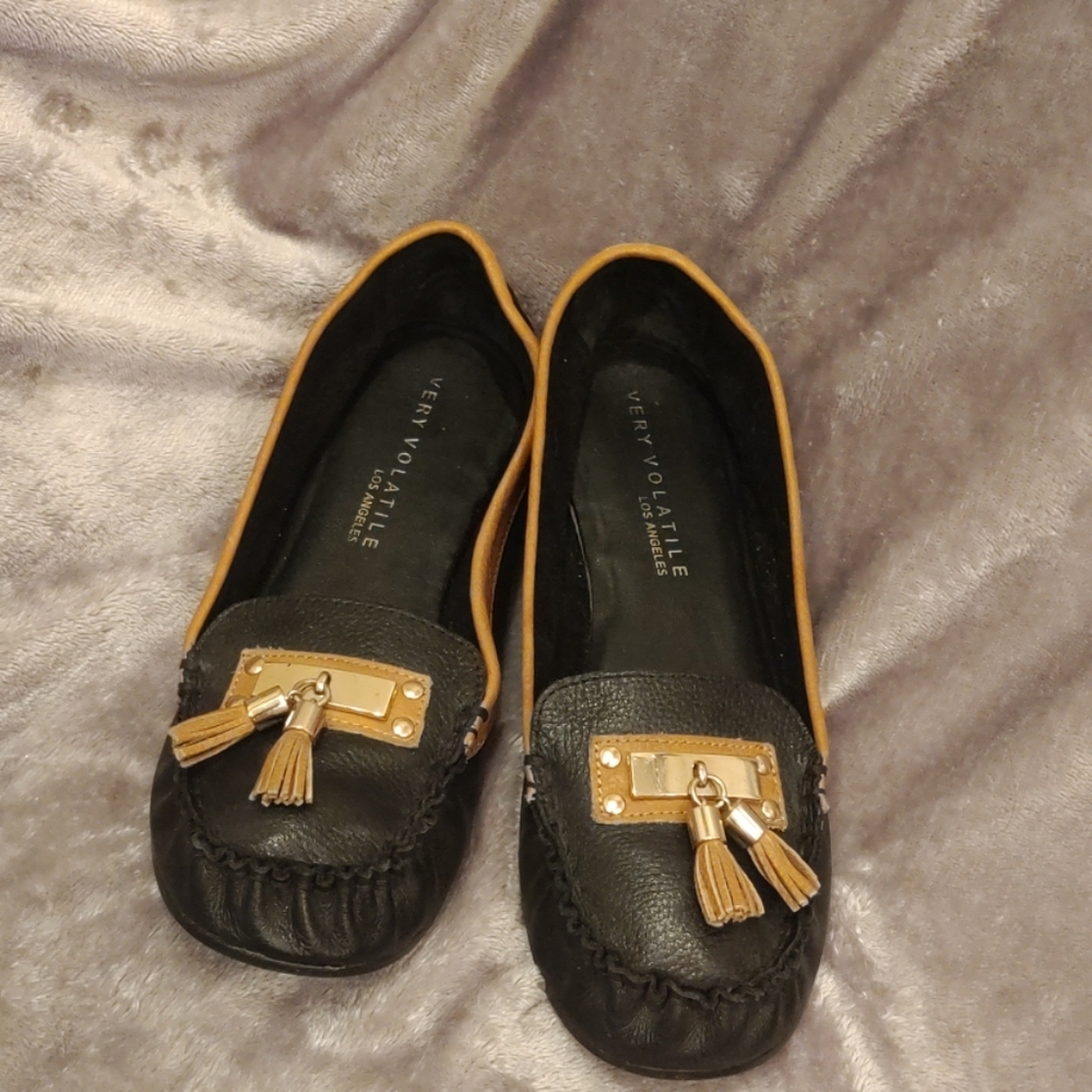 Very Volatile Anibal Loafer